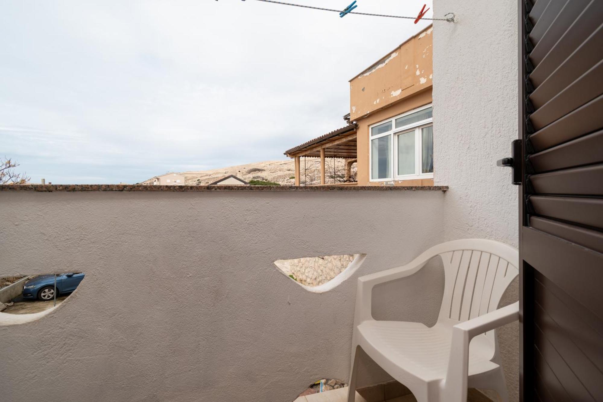 Apartments And Rooms With Parking Space Zubovici, Pag - 16063 ภายนอก รูปภาพ