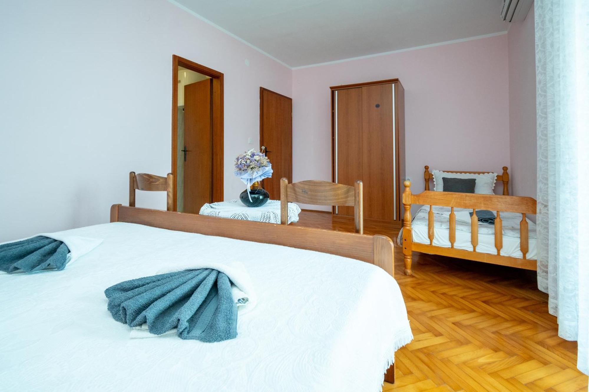 Apartments And Rooms With Parking Space Zubovici, Pag - 16063 ห้อง รูปภาพ